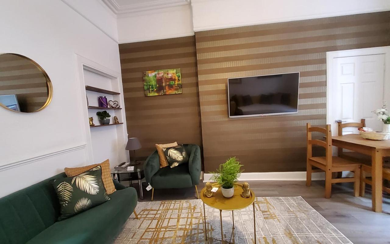 Leith Spectacular Apartment By Sensational Stay Short Lets & Serviced Accommodation With 6 Separate Beds & 2 Baths Edinburgh Buitenkant foto