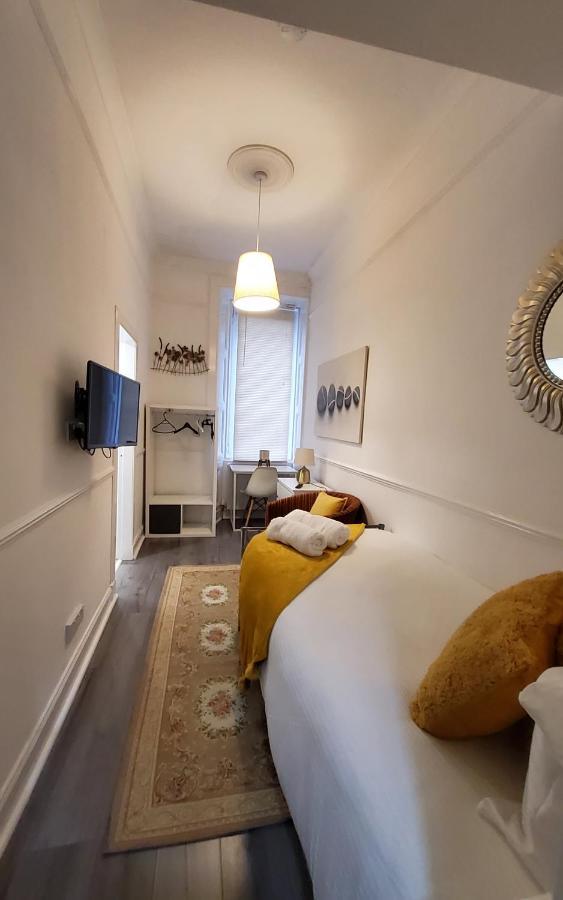 Leith Spectacular Apartment By Sensational Stay Short Lets & Serviced Accommodation With 6 Separate Beds & 2 Baths Edinburgh Buitenkant foto
