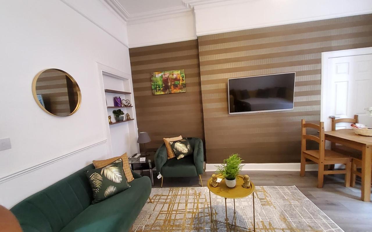 Leith Spectacular Apartment By Sensational Stay Short Lets & Serviced Accommodation With 6 Separate Beds & 2 Baths Edinburgh Buitenkant foto